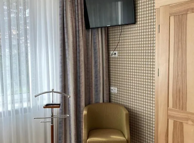 Witkacy Couette-café 3*